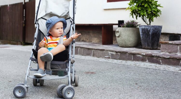 poussette choisir pour bébé de 4 mois